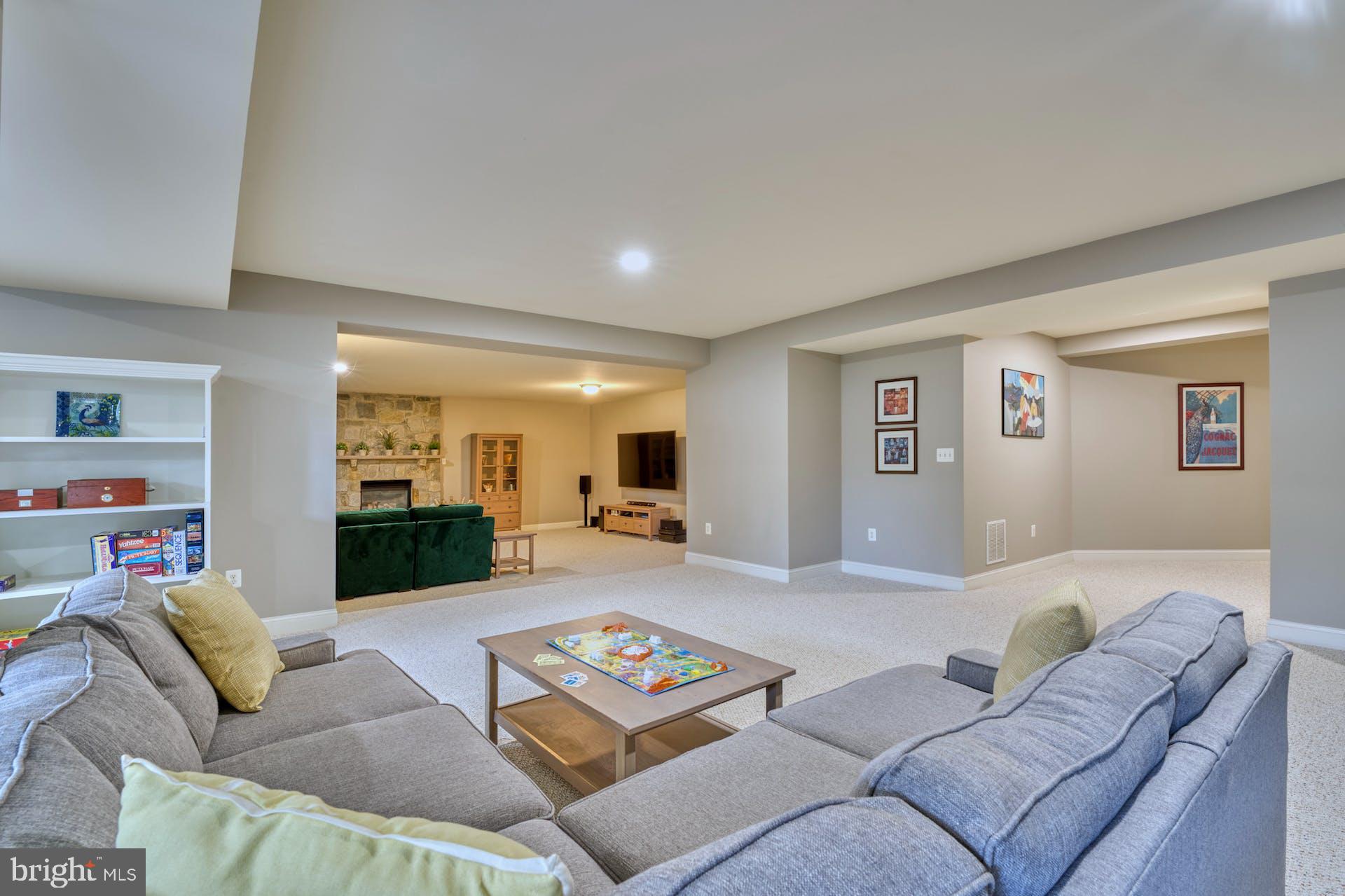 BEACON HILL - Residential