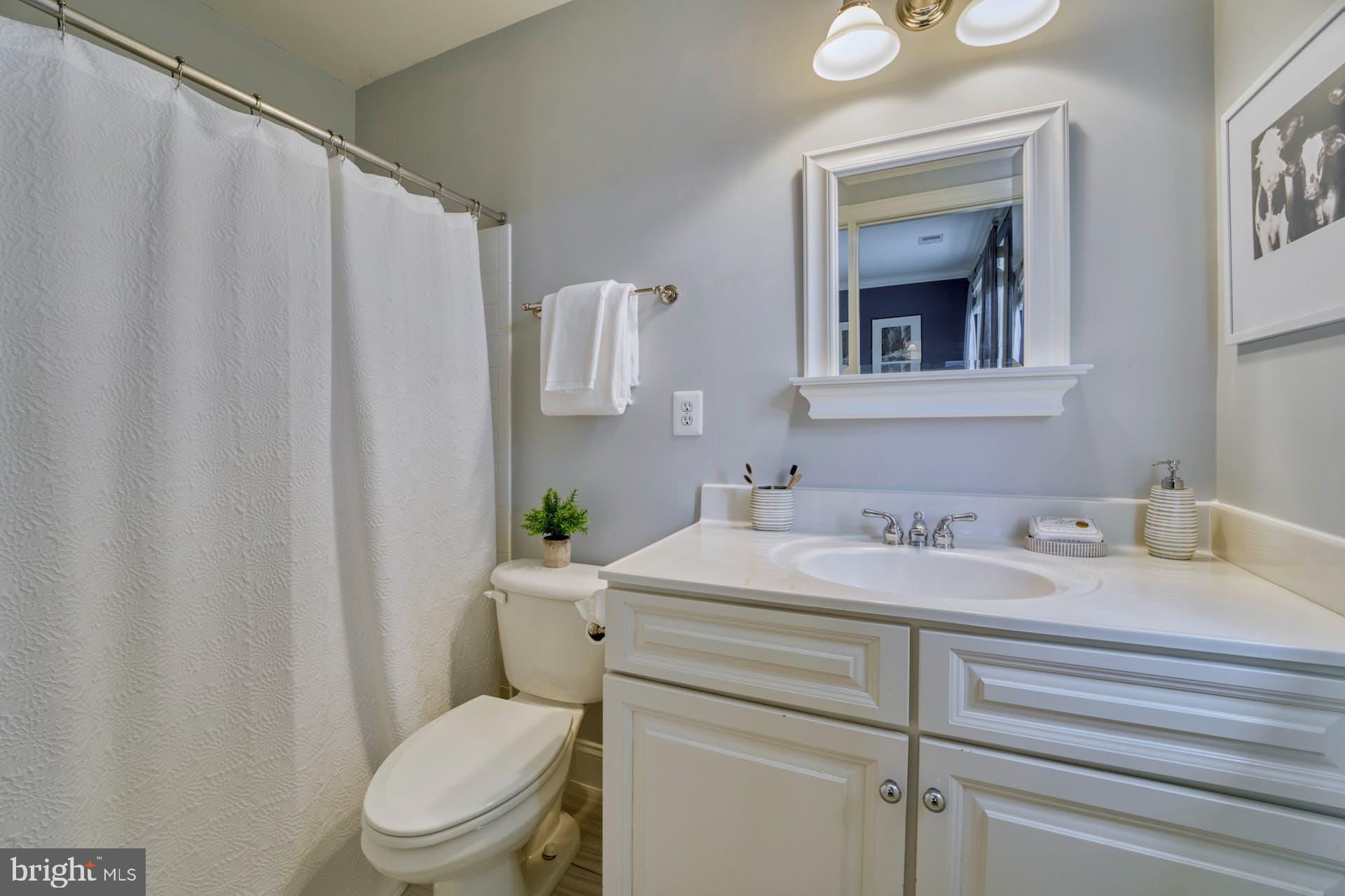 BEACON HILL - Residential