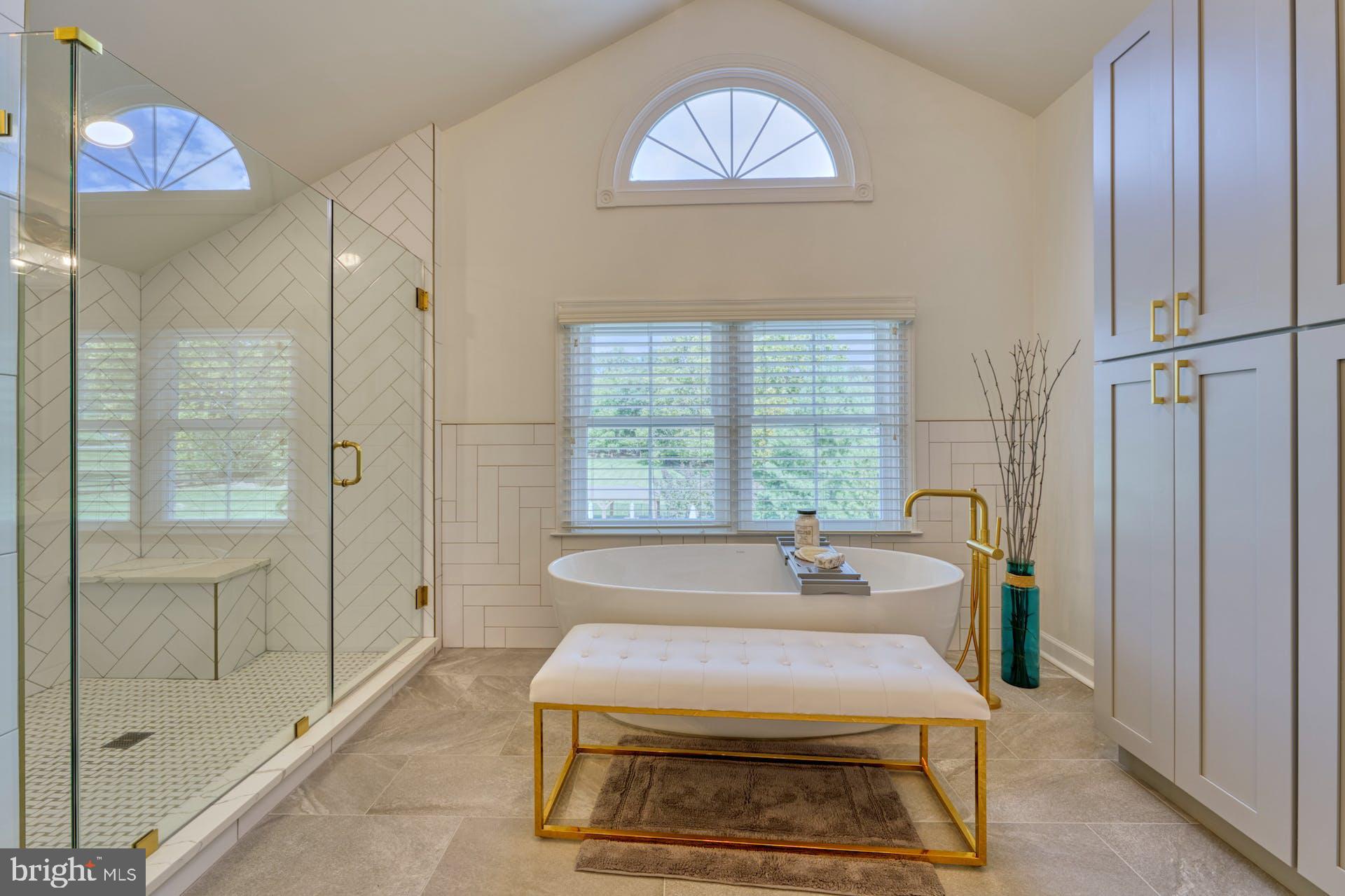 BEACON HILL - Residential