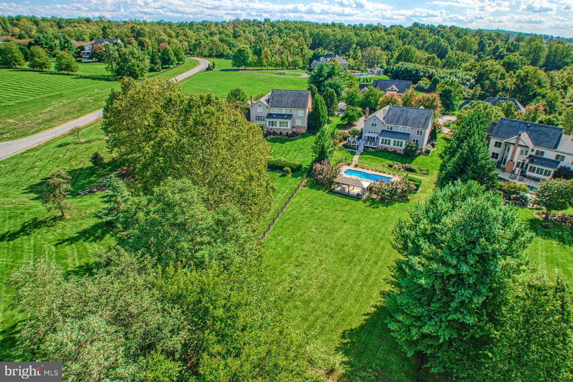 BEACON HILL - Residential