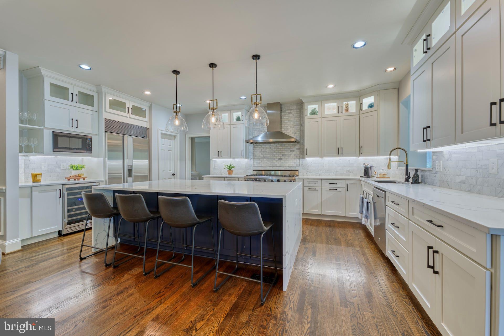 BEACON HILL - Residential