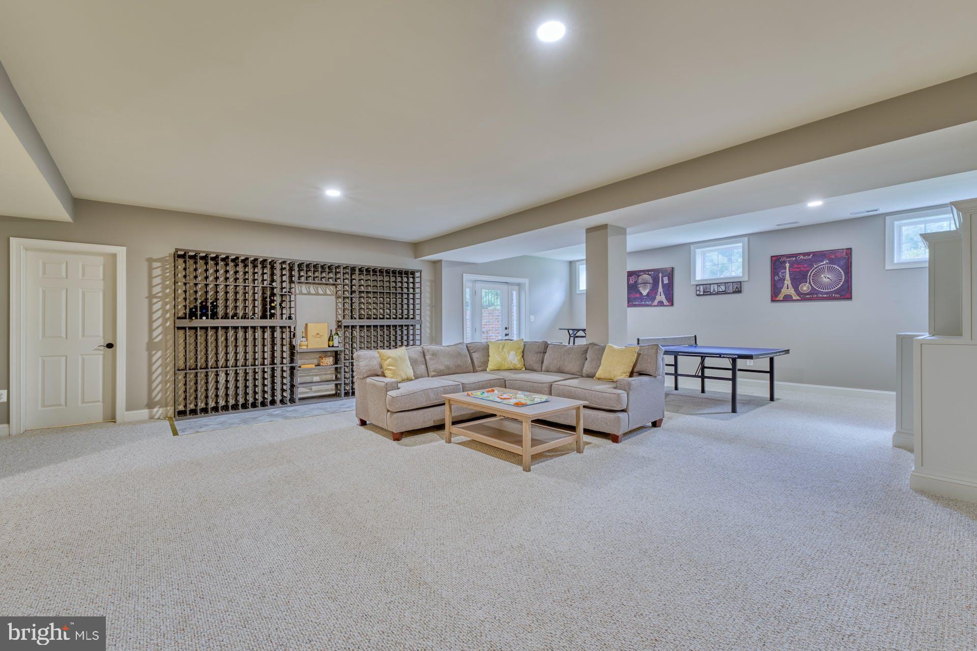 BEACON HILL - Residential