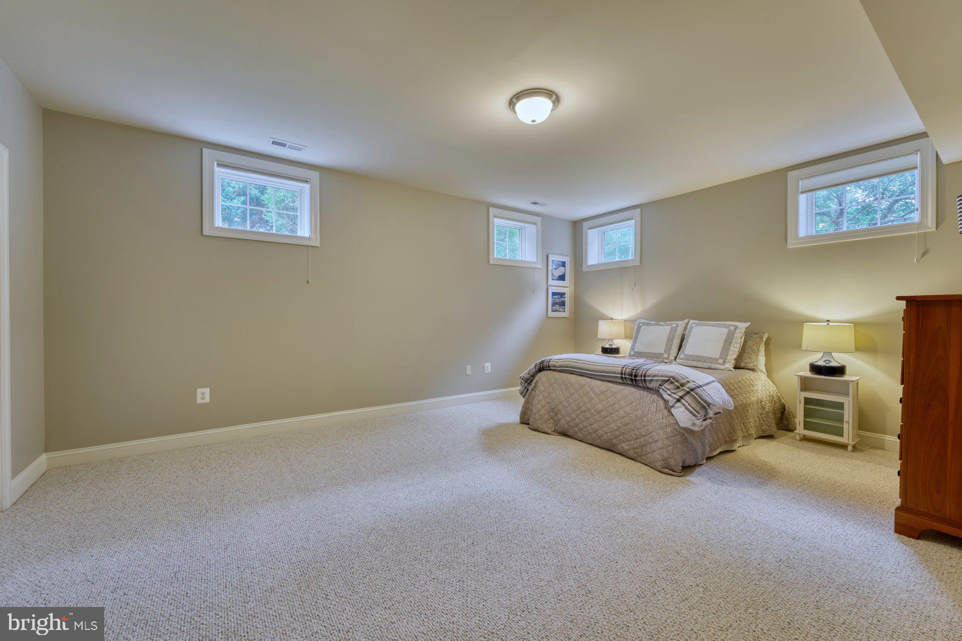 BEACON HILL - Residential