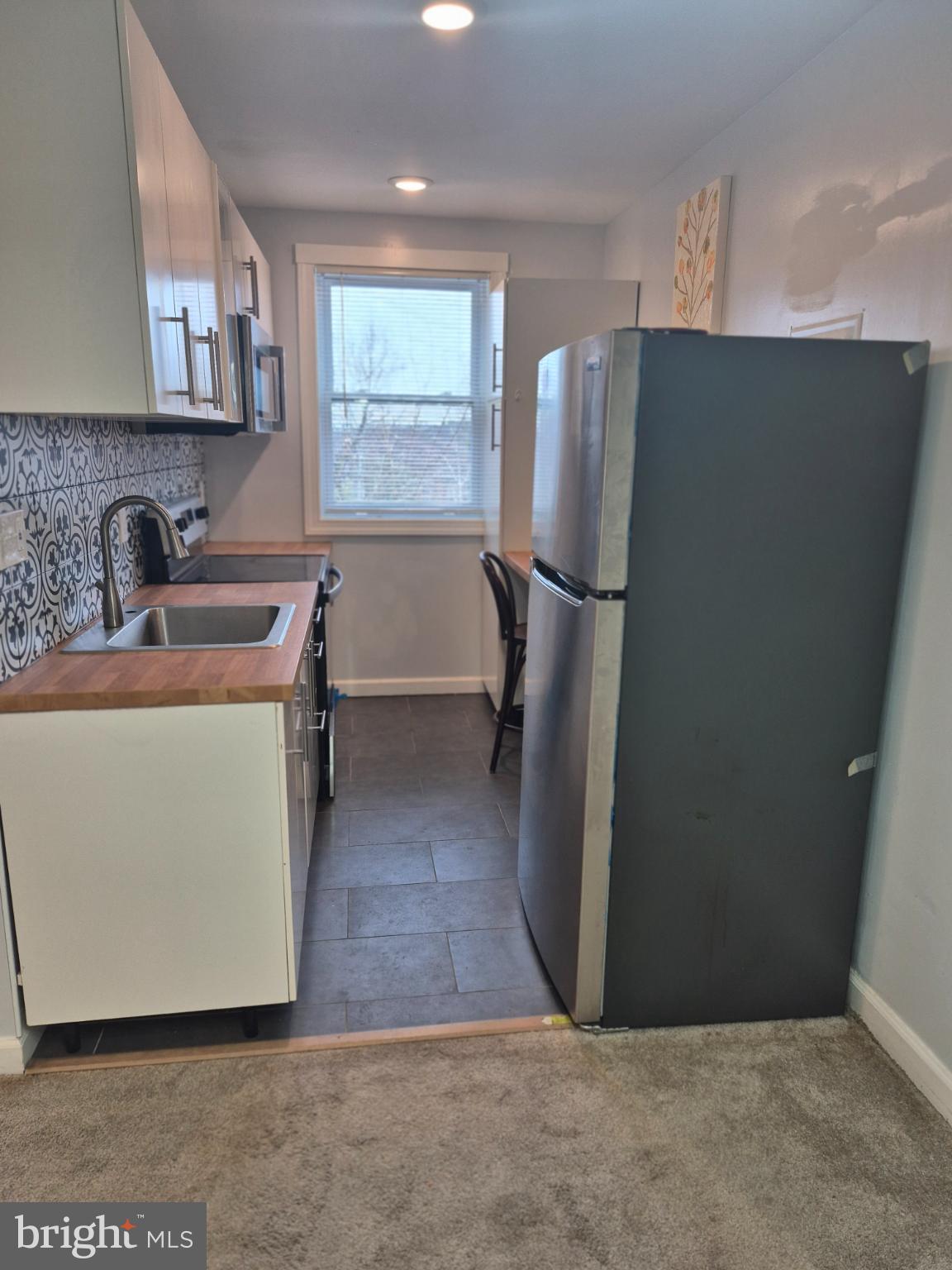 512 RIDGE ROAD SE 305