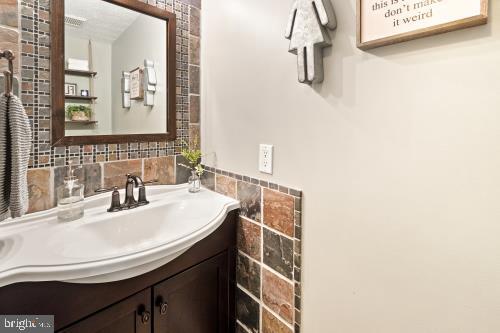 EAGLEHEAD SUMMERFIELD - Residential