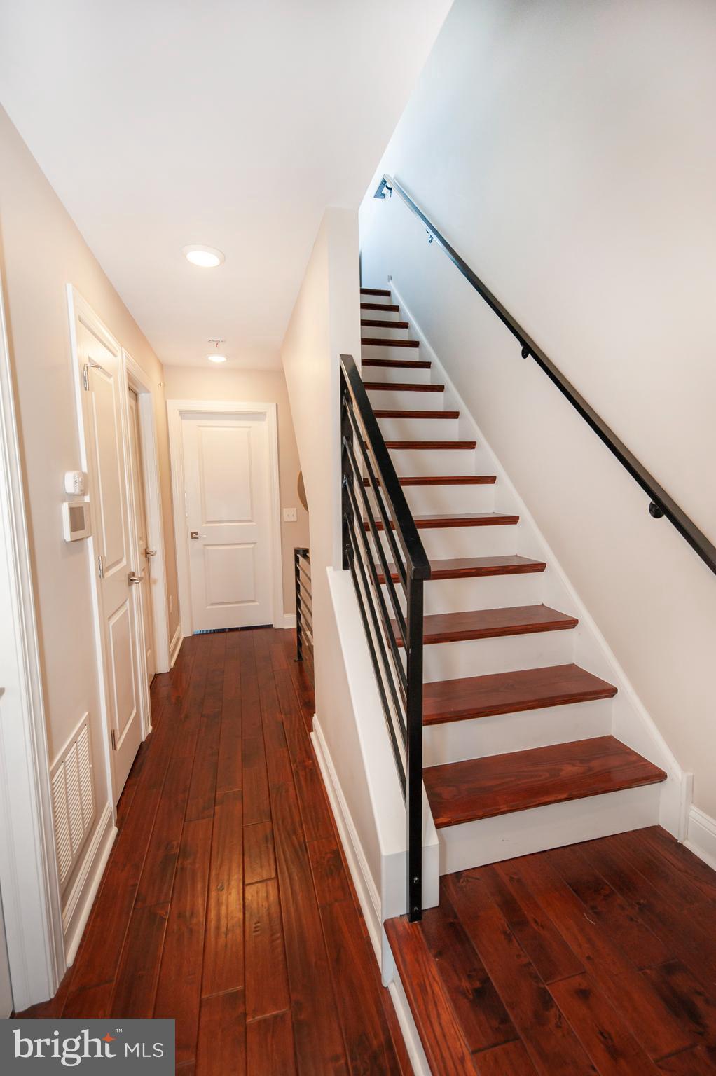 BELLA VISTA - Residential Lease