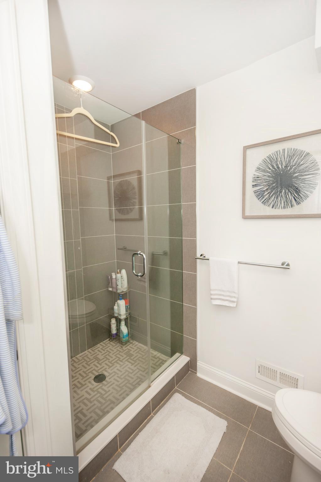 BELLA VISTA - Residential Lease