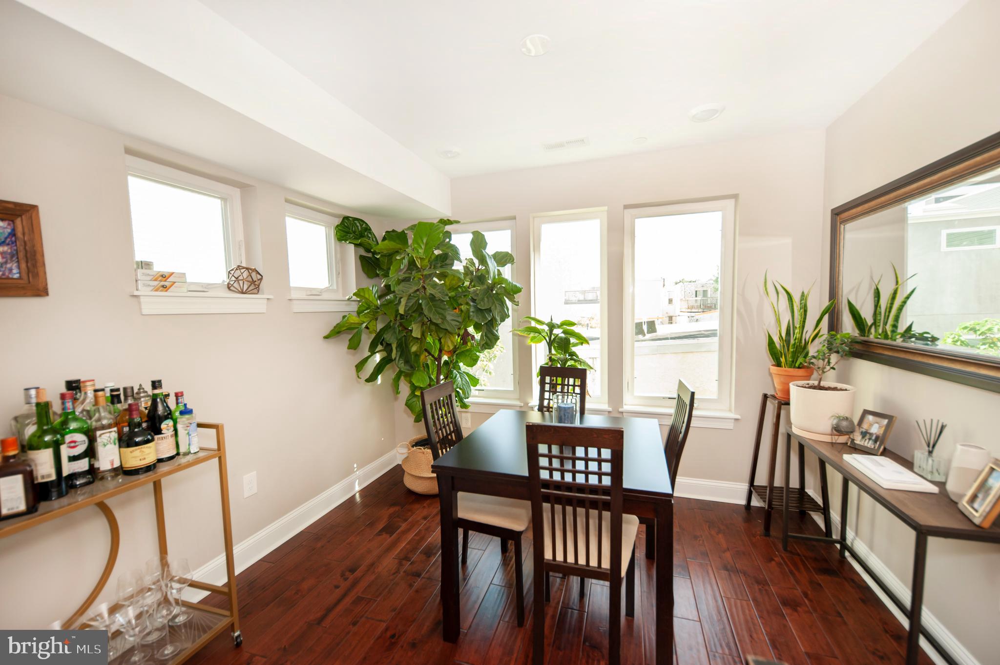 BELLA VISTA - Residential Lease