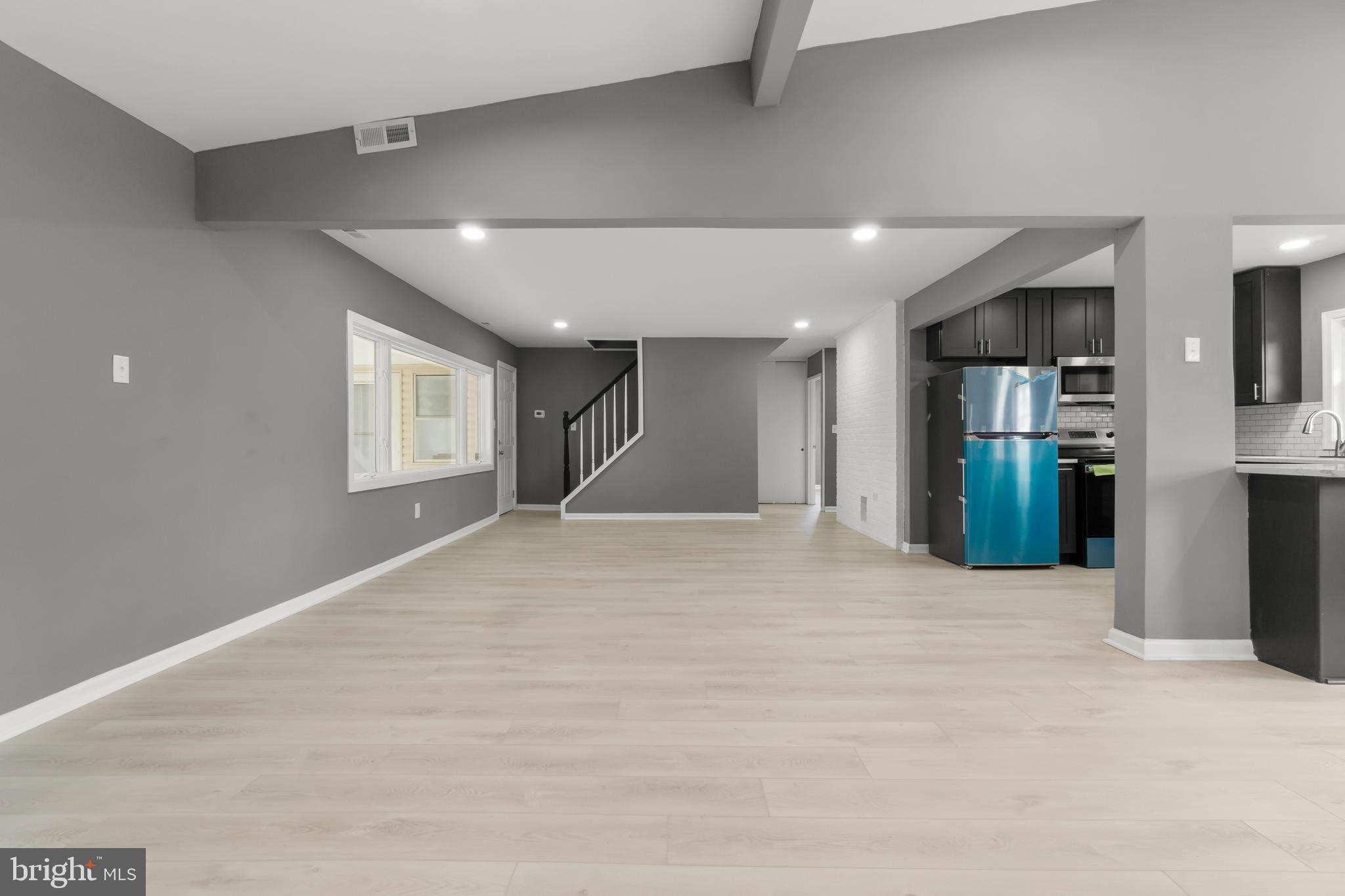 INDIAN CREEK - Residential