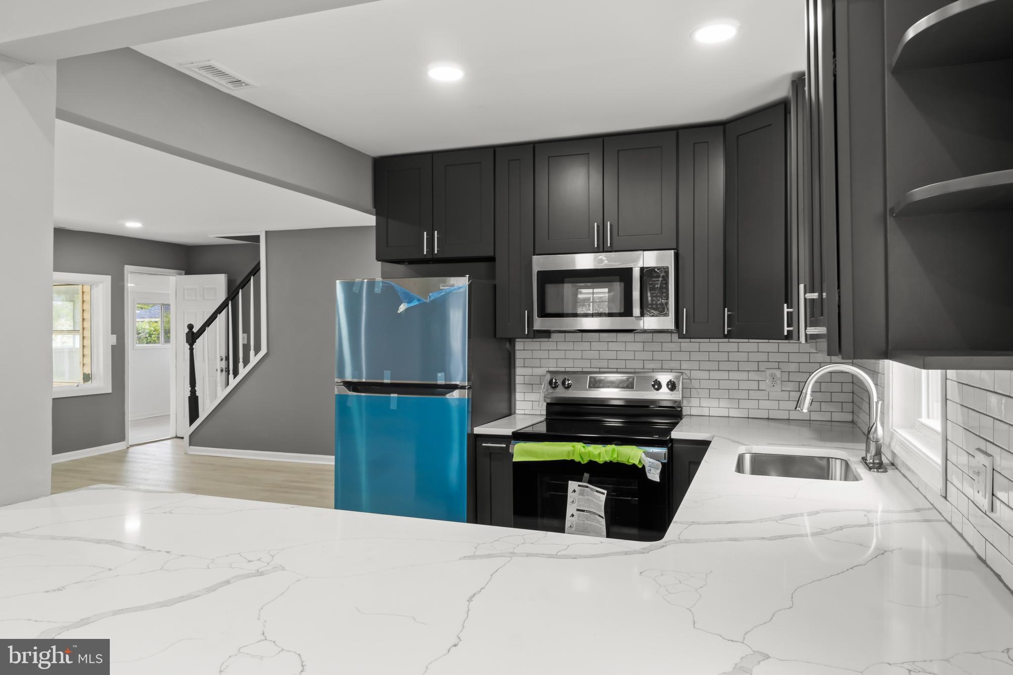 INDIAN CREEK - Residential