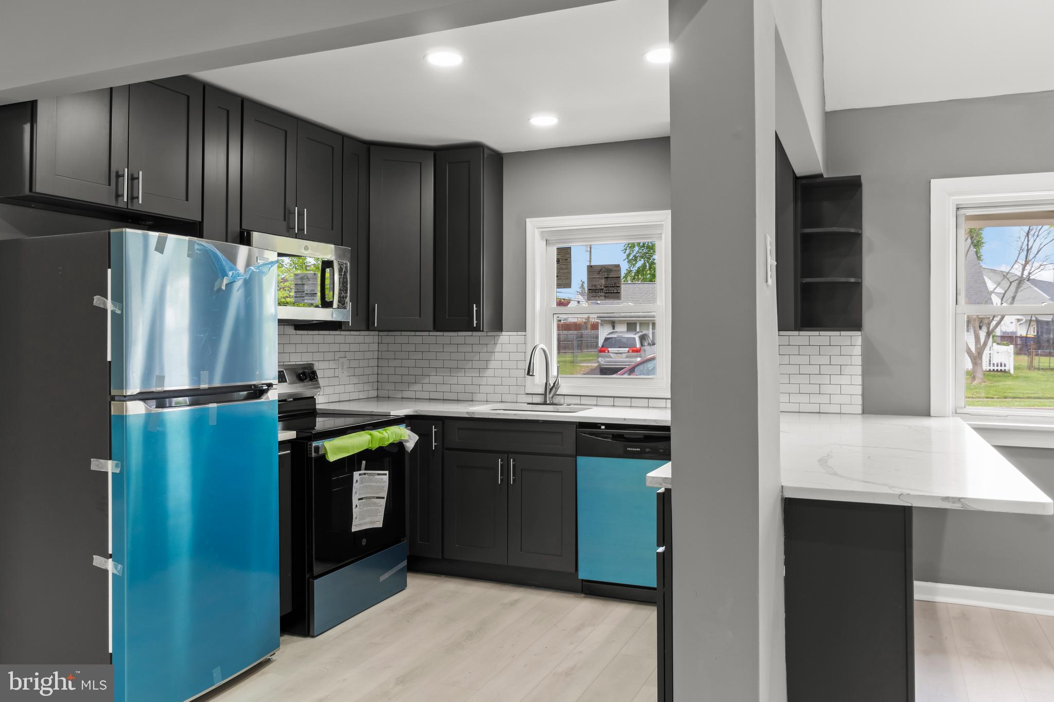 INDIAN CREEK - Residential