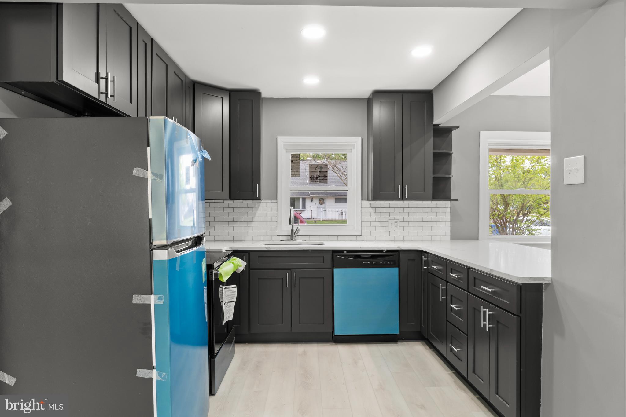 INDIAN CREEK - Residential