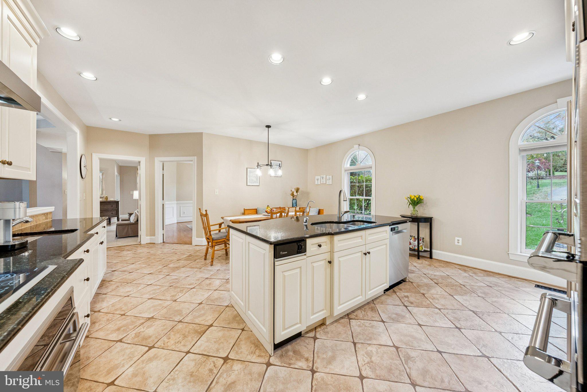 HICKORY CREEK ESTATES - Residential