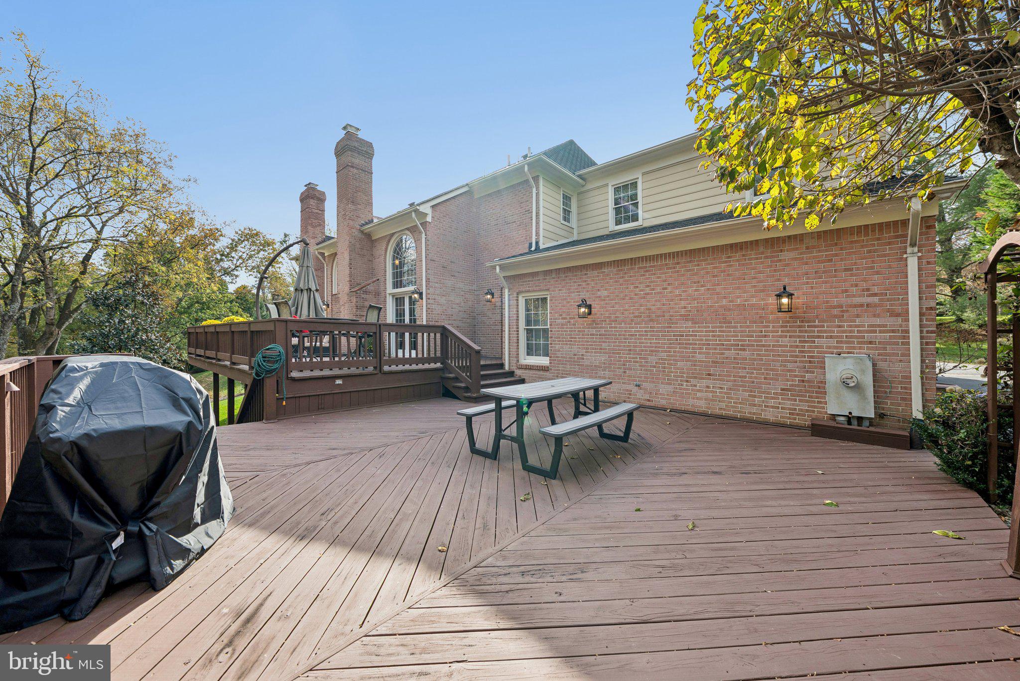 HICKORY CREEK ESTATES - Residential