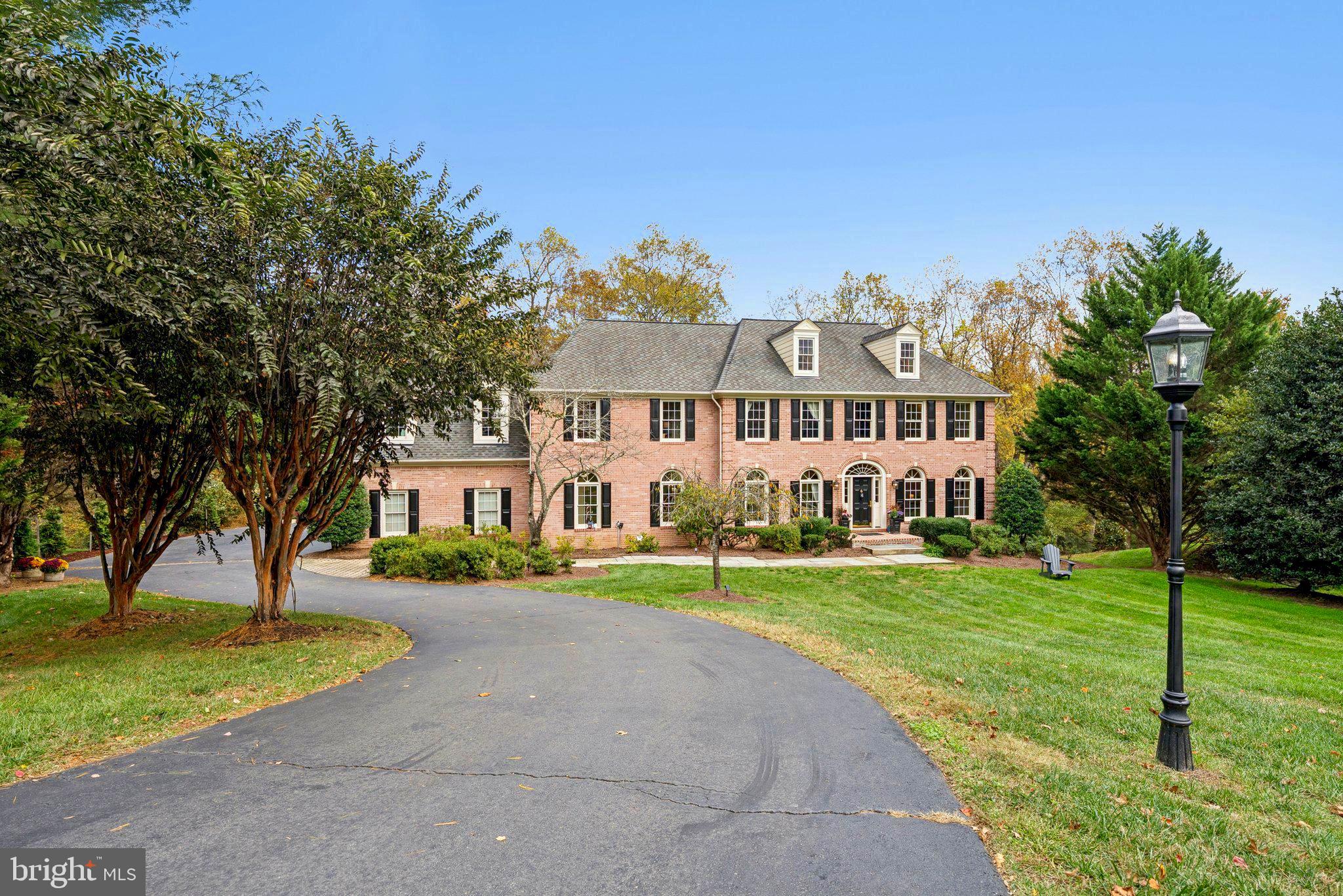 HICKORY CREEK ESTATES - Residential