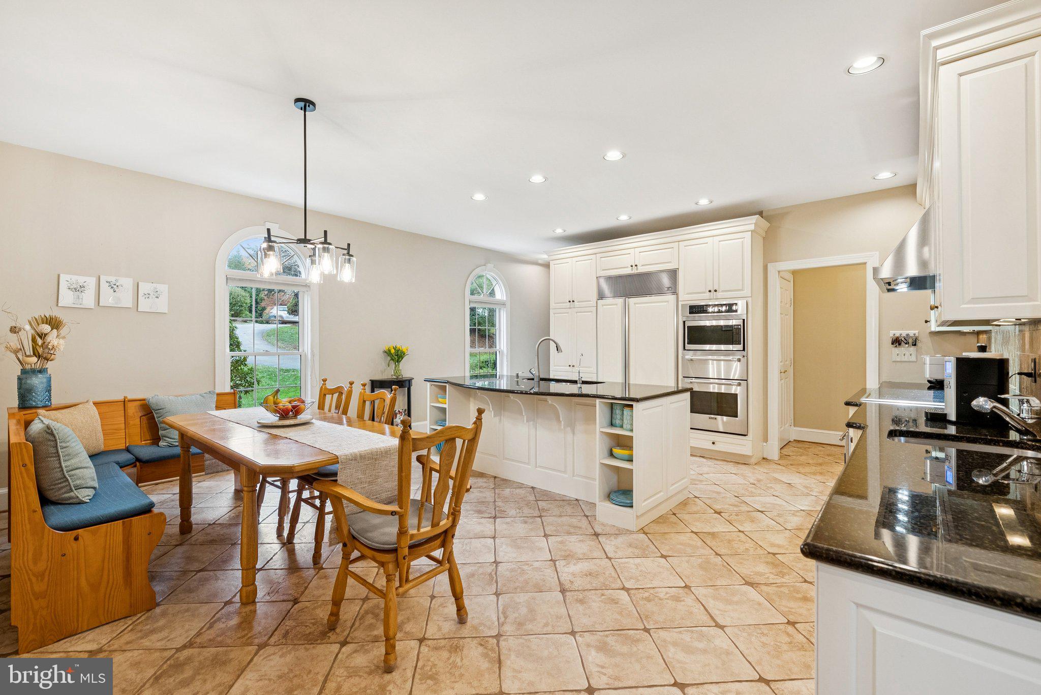 HICKORY CREEK ESTATES - Residential