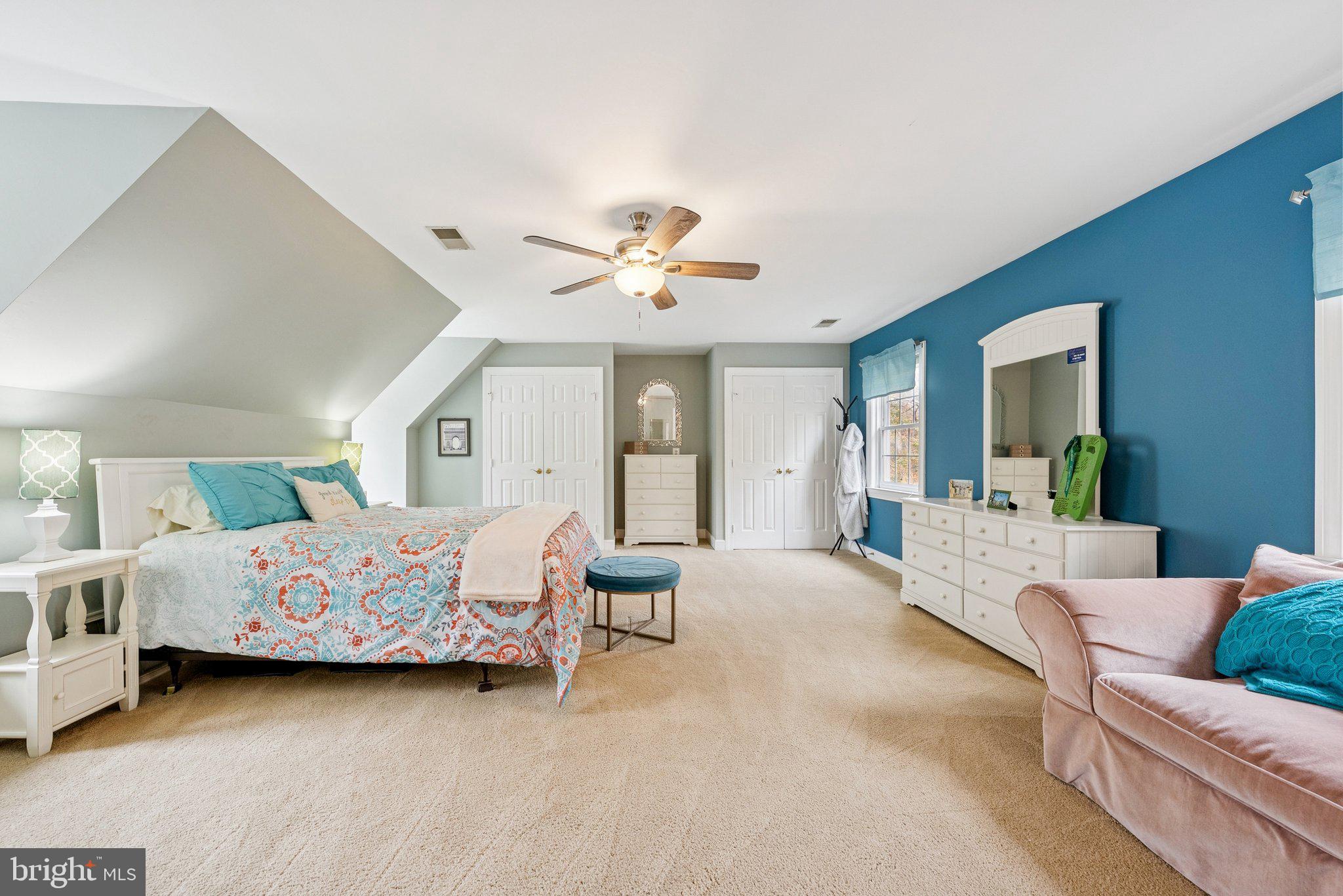 HICKORY CREEK ESTATES - Residential