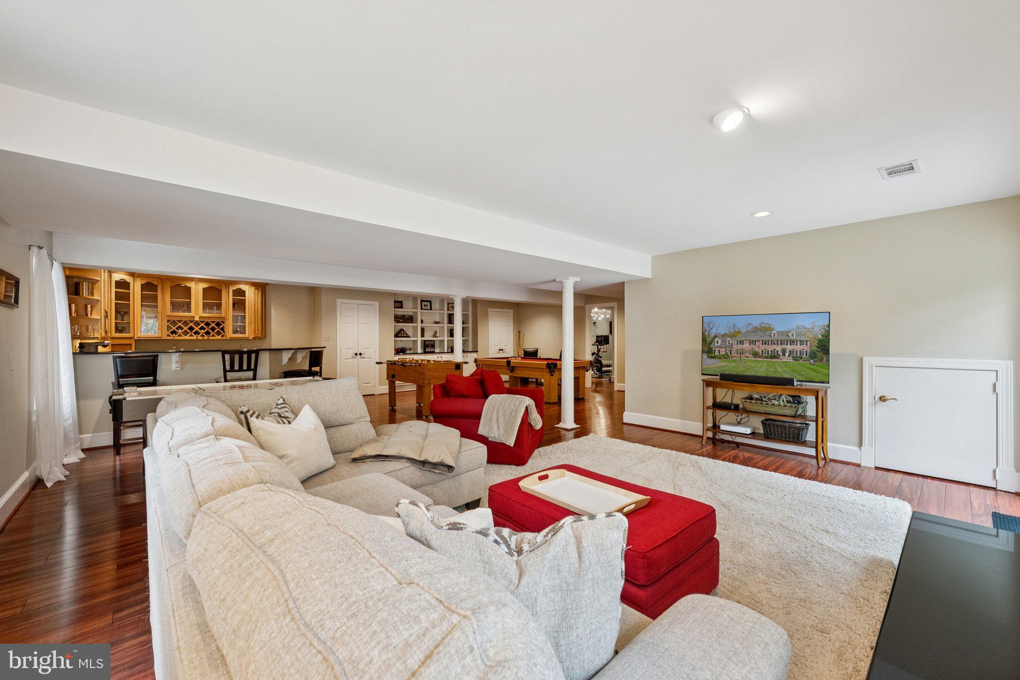 HICKORY CREEK ESTATES - Residential