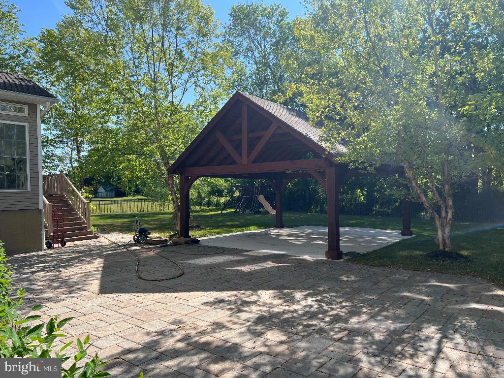 WOODS AT NORTHAMPTON - Residential