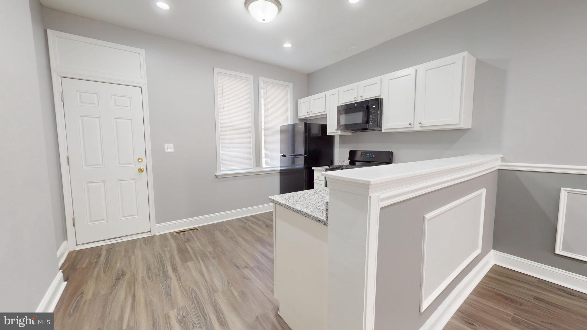 BROADWAY EAST - Residential