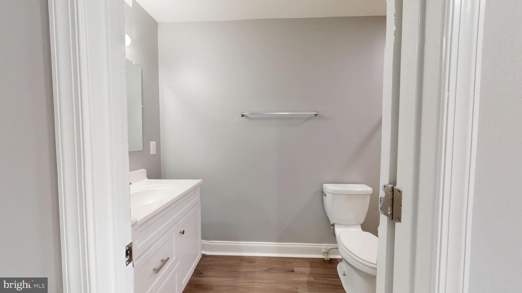 BROADWAY EAST - Residential