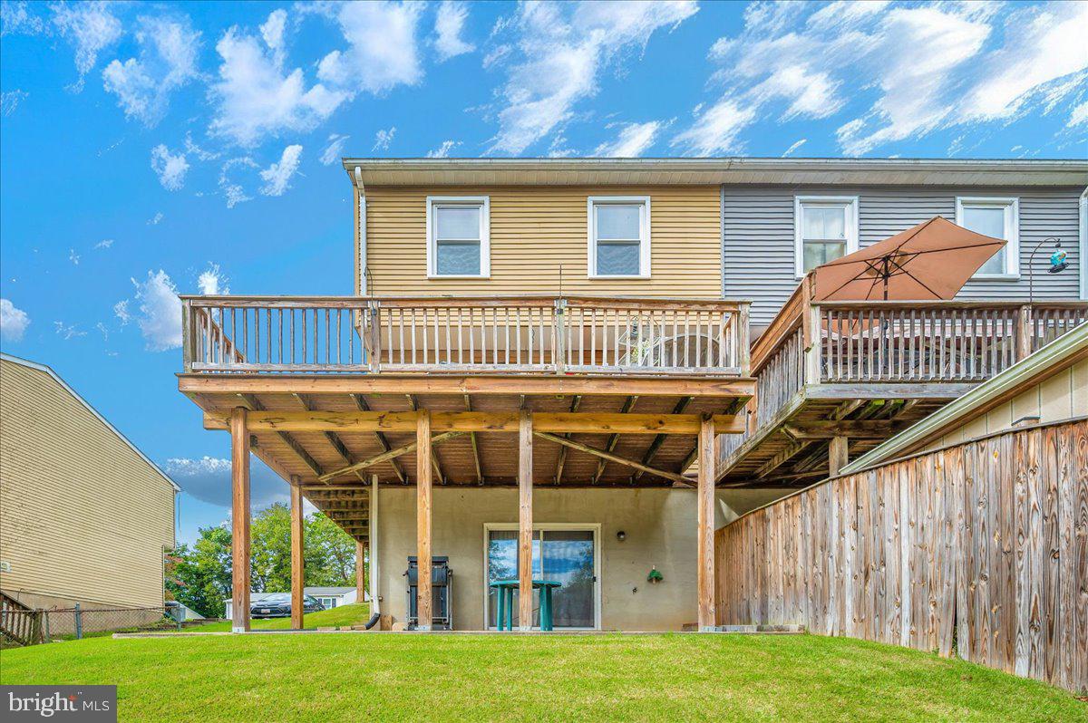 MANCHESTER VILLAGE - Residential