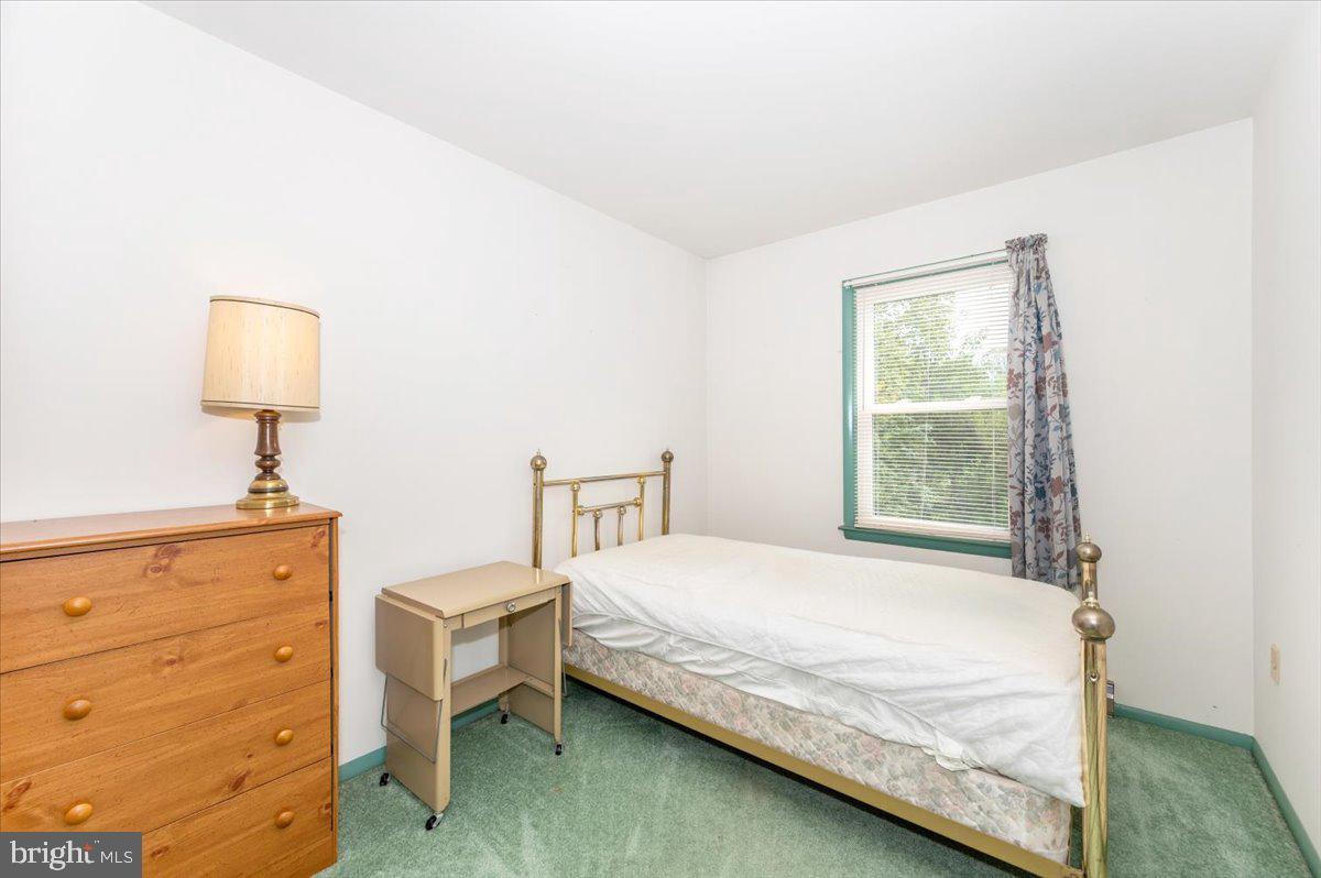 MANCHESTER VILLAGE - Residential