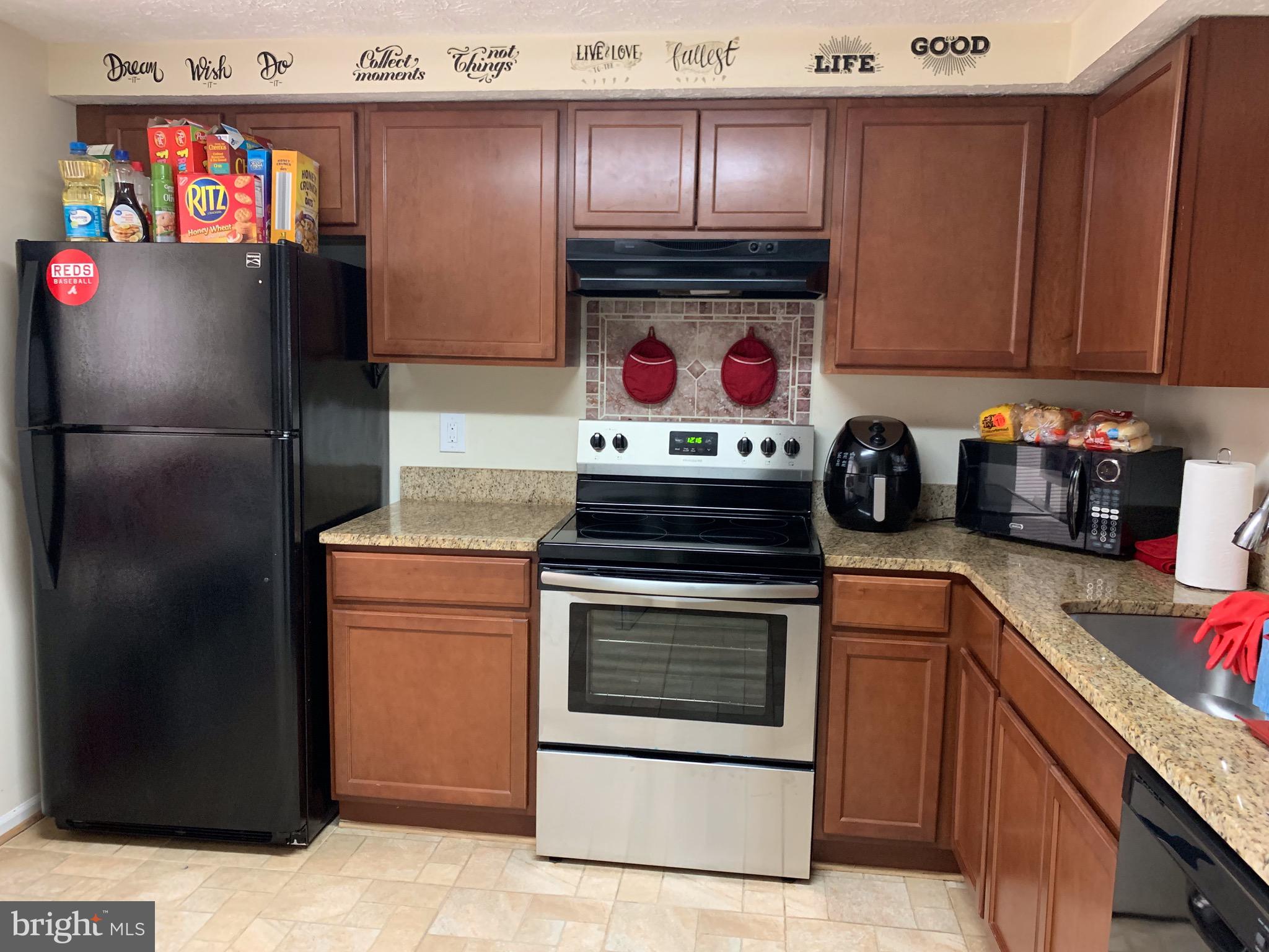 GREENWOOD FARM - Residential Lease