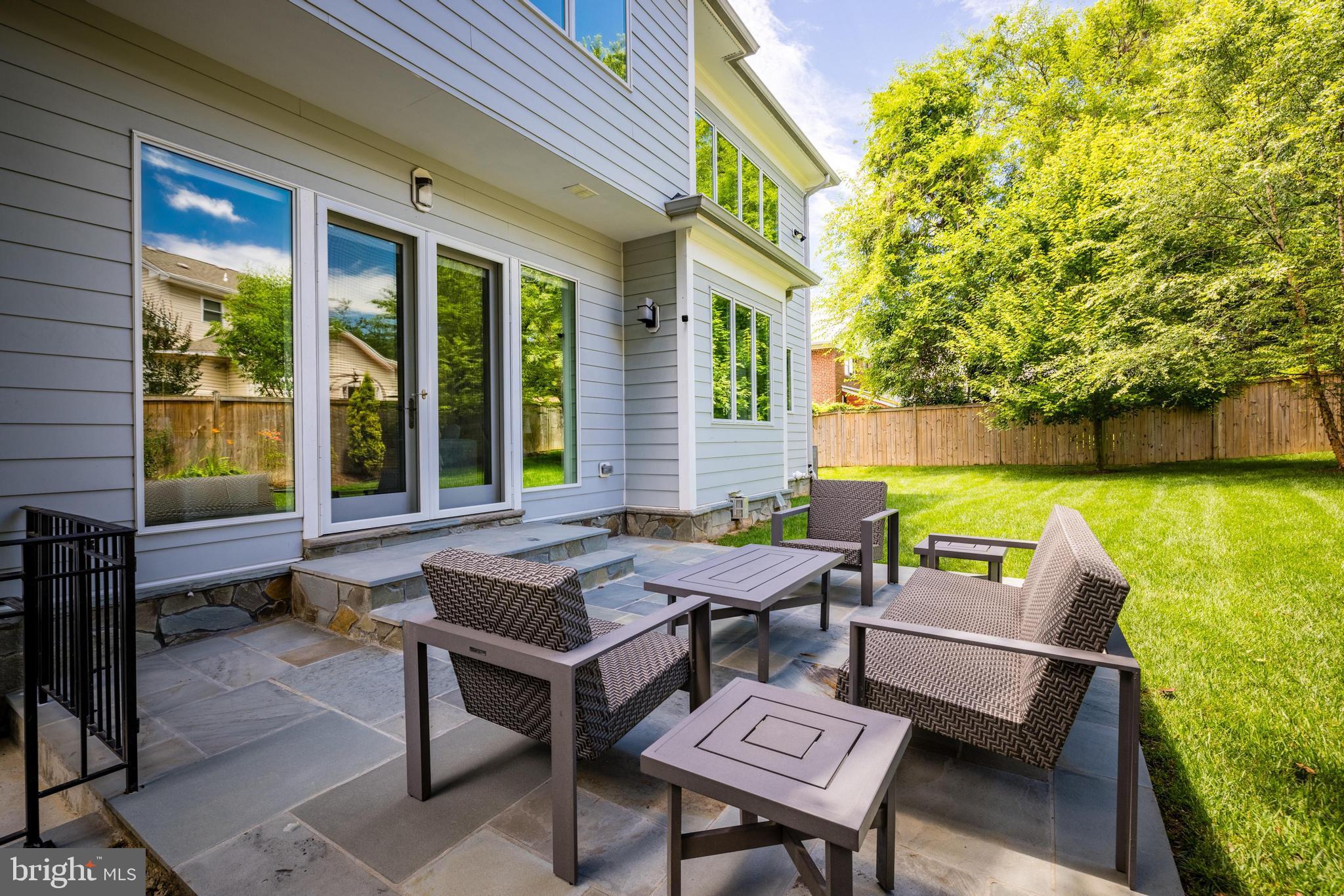 BROYHILLS MCLEAN ESTATES - Residential