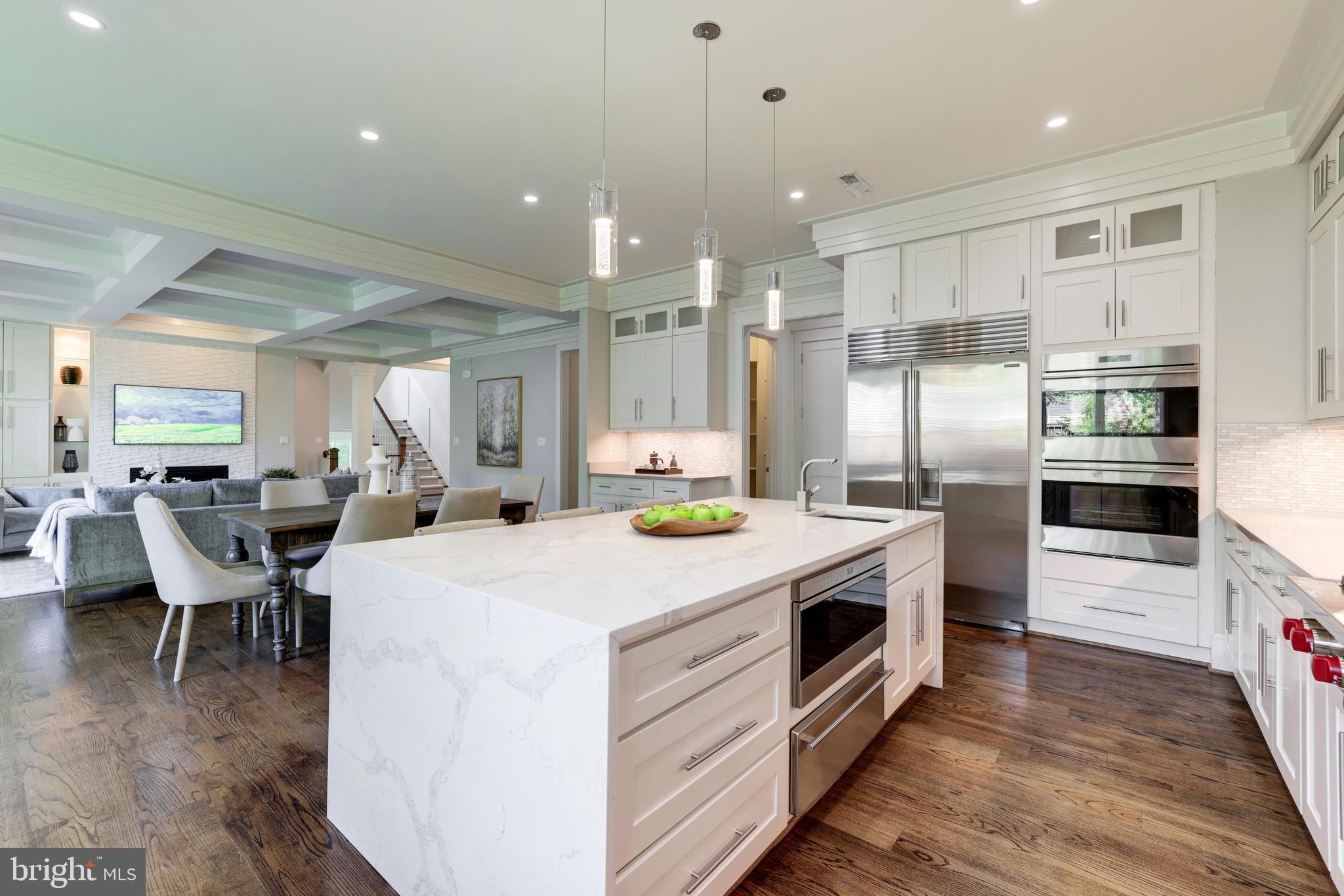 BROYHILLS MCLEAN ESTATES - Residential