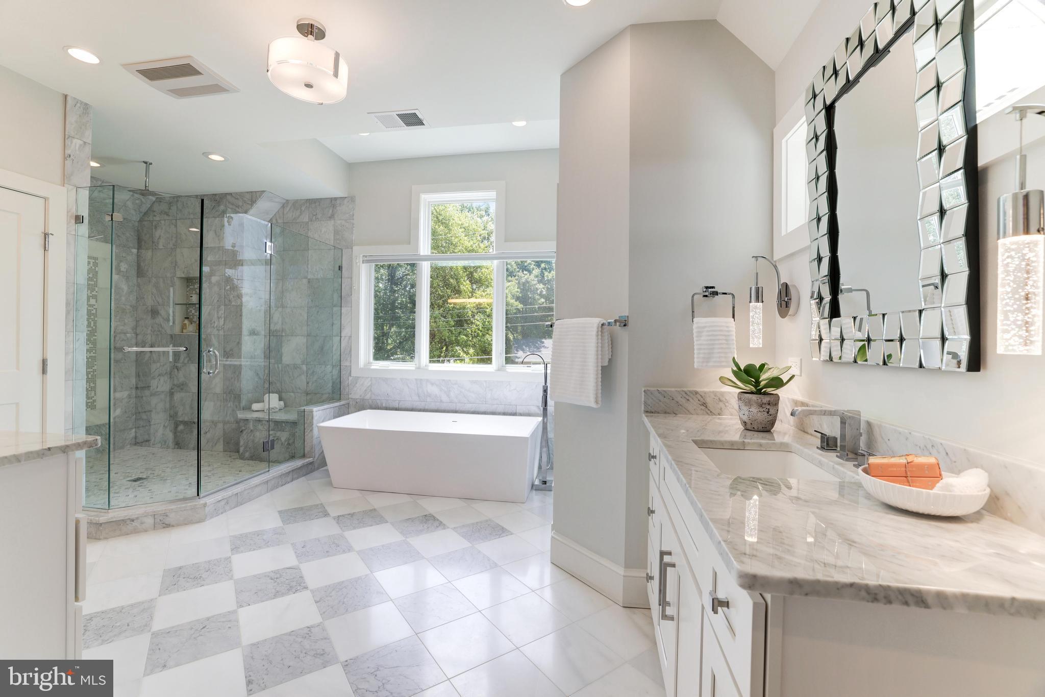 BROYHILLS MCLEAN ESTATES - Residential