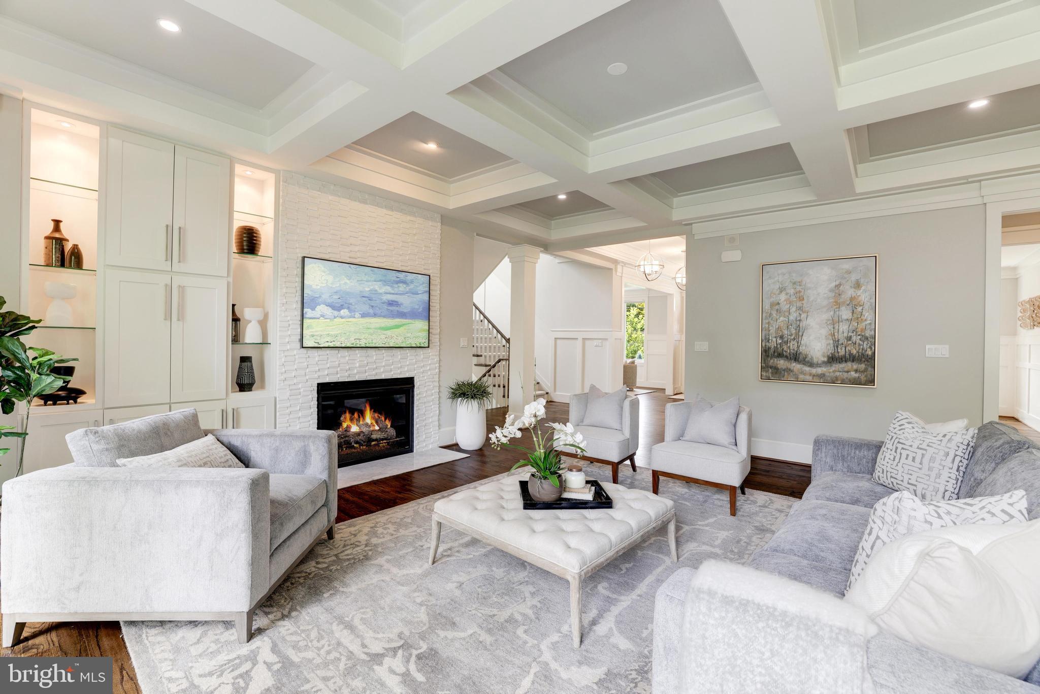 BROYHILLS MCLEAN ESTATES - Residential