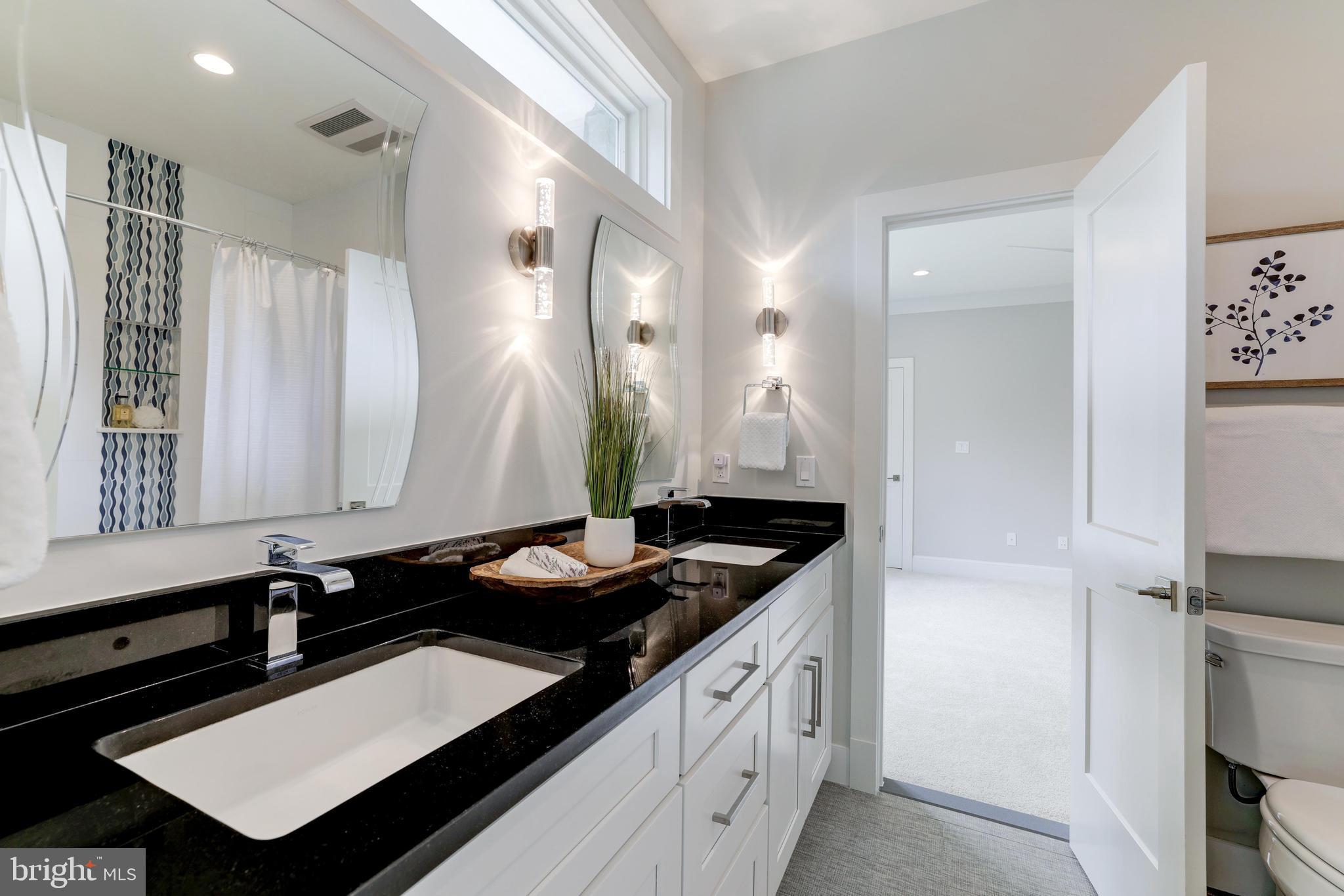 BROYHILLS MCLEAN ESTATES - Residential