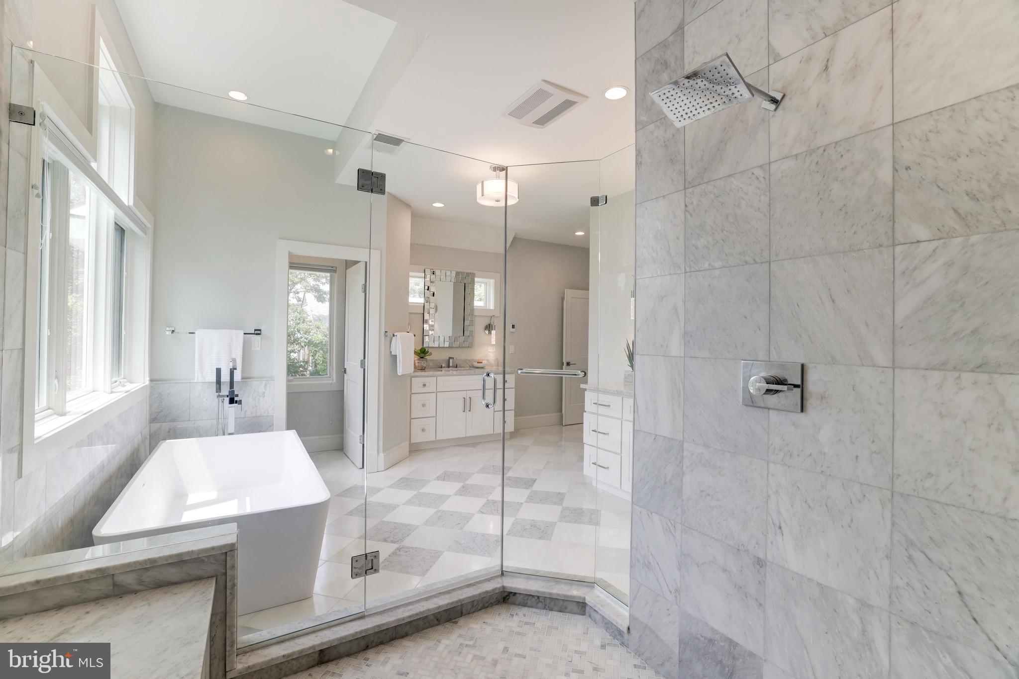 BROYHILLS MCLEAN ESTATES - Residential