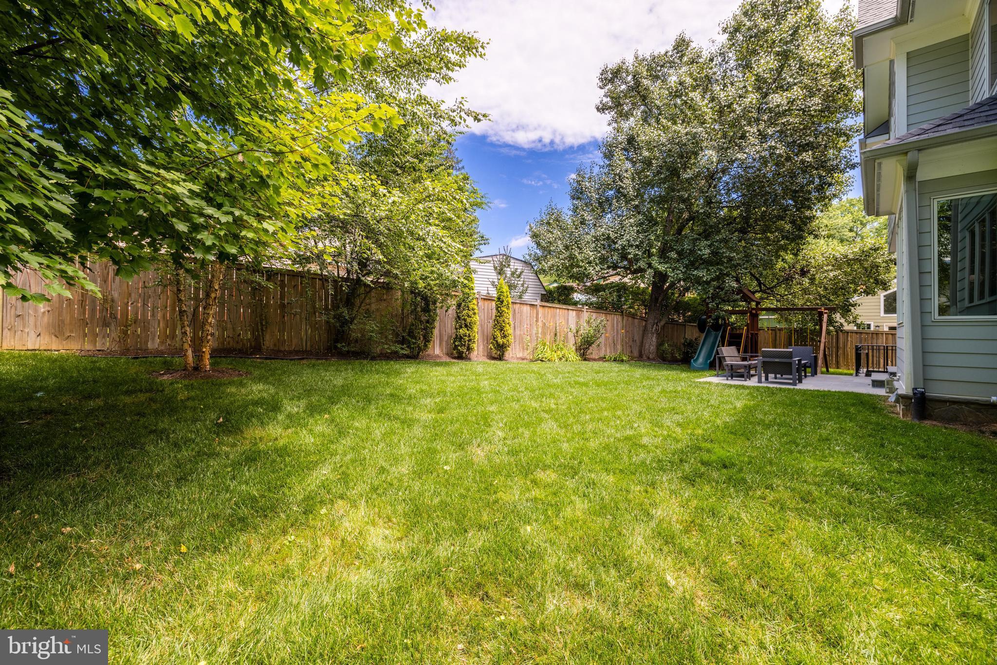 BROYHILLS MCLEAN ESTATES - Residential