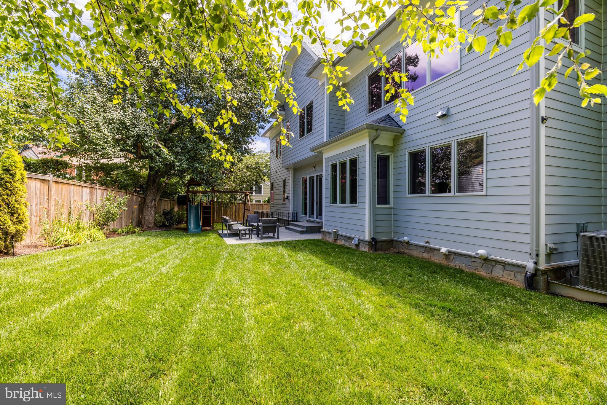 BROYHILLS MCLEAN ESTATES - Residential