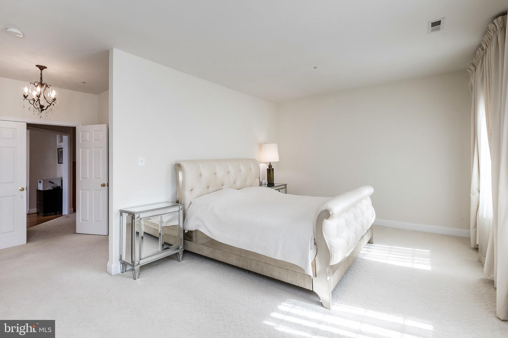 VILLAS AT SNOWDEN OVERLOOK - Residential