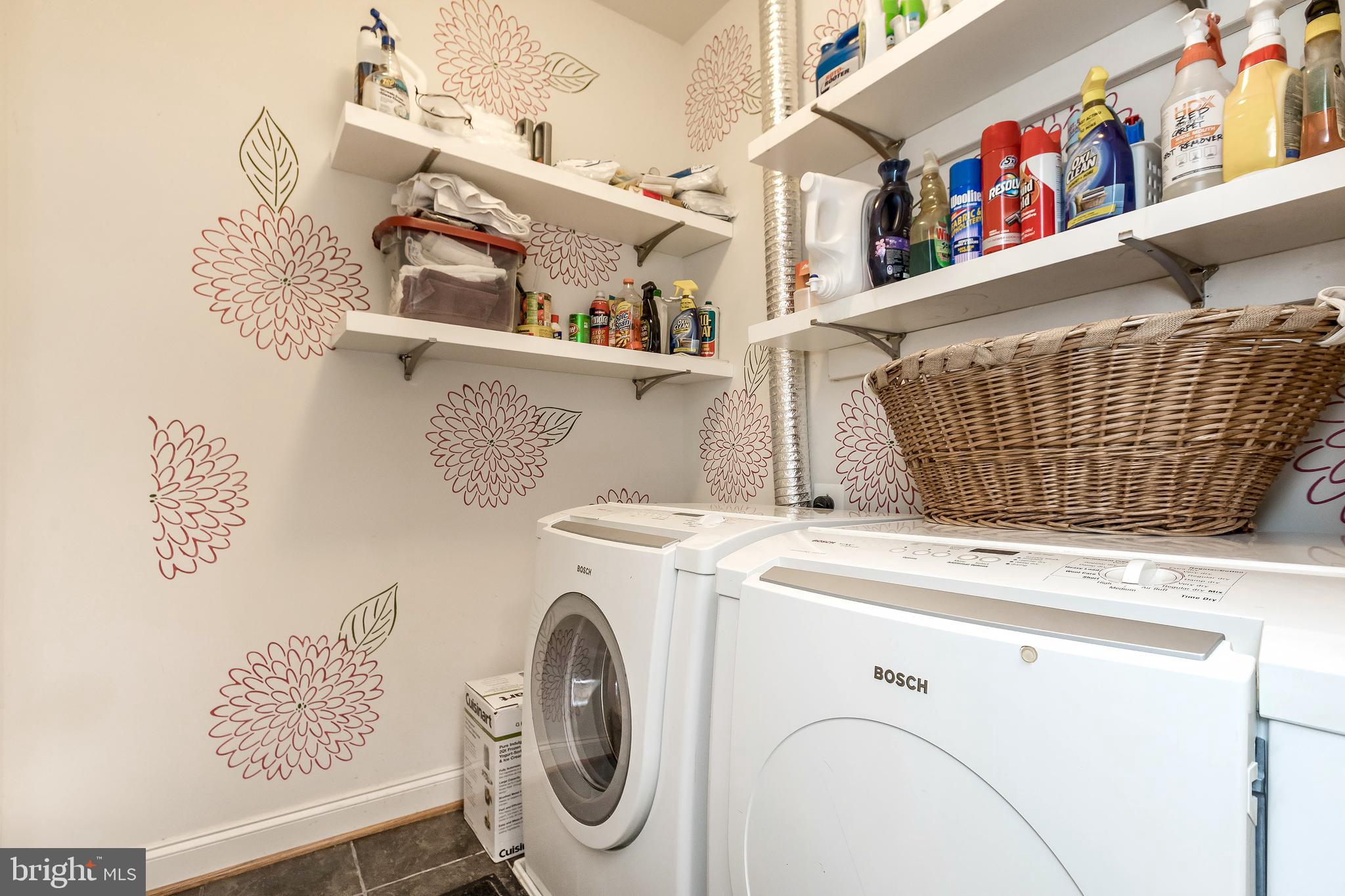 VILLAS AT SNOWDEN OVERLOOK - Residential