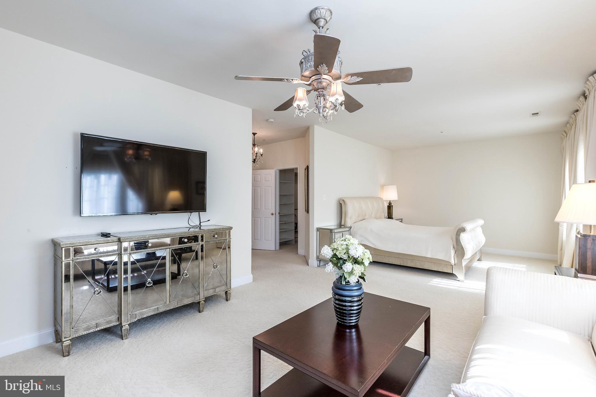 VILLAS AT SNOWDEN OVERLOOK - Residential