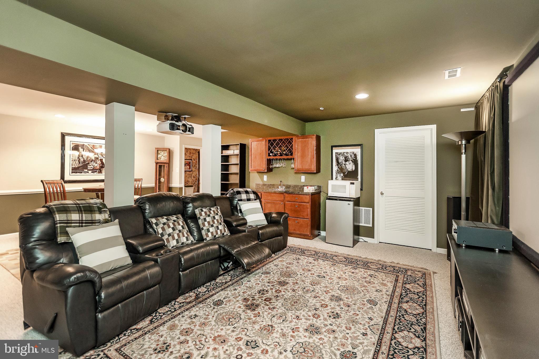 VILLAS AT SNOWDEN OVERLOOK - Residential