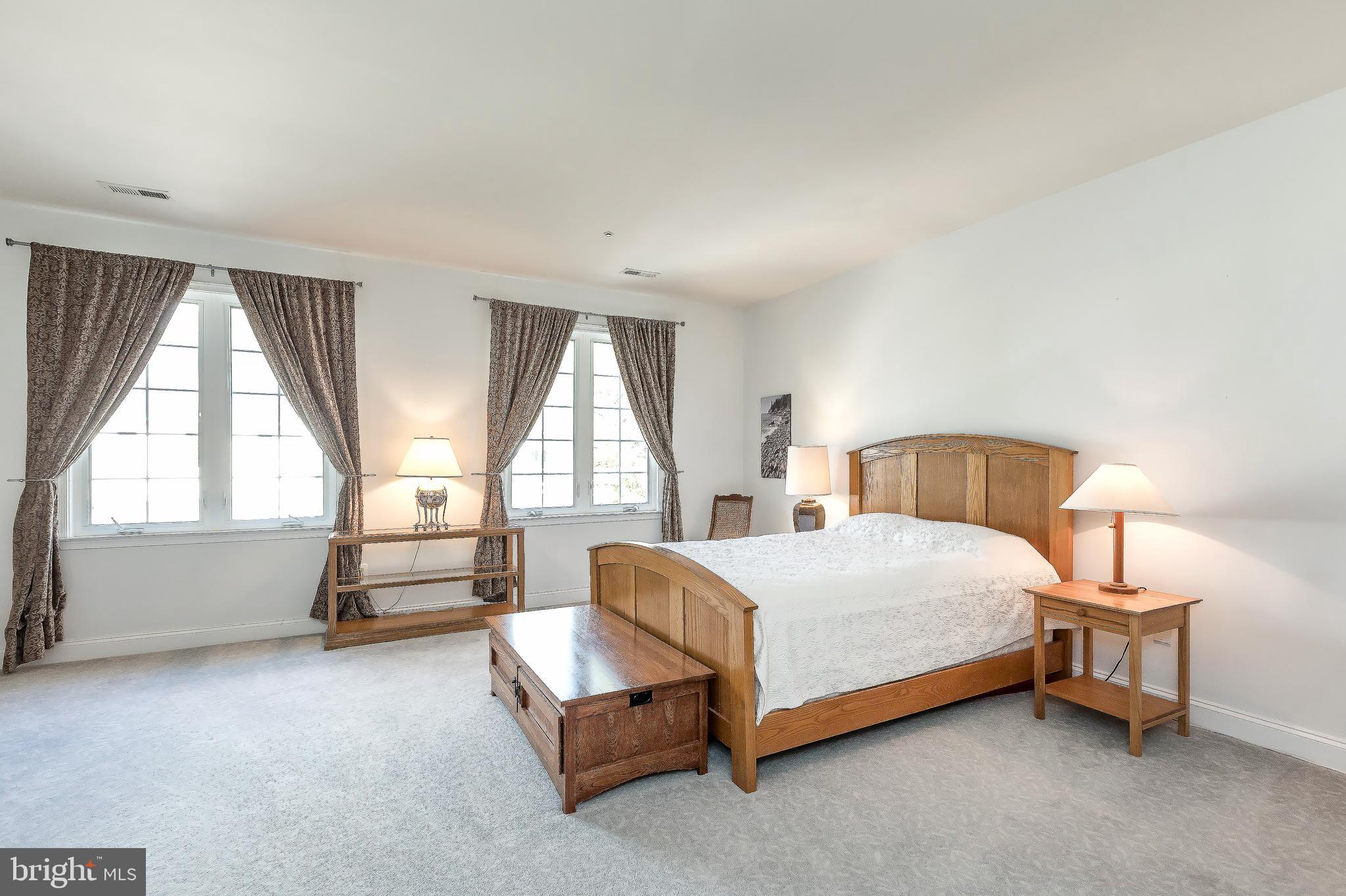 VILLAS AT SNOWDEN OVERLOOK - Residential