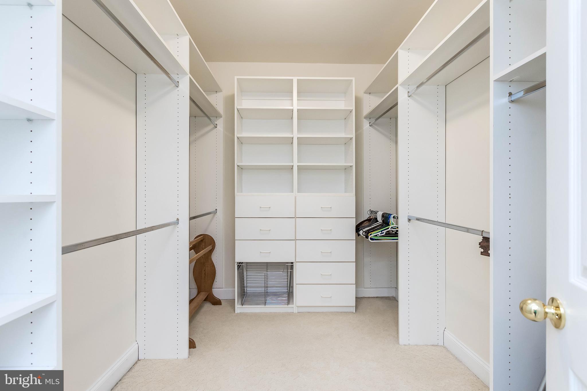 VILLAS AT SNOWDEN OVERLOOK - Residential