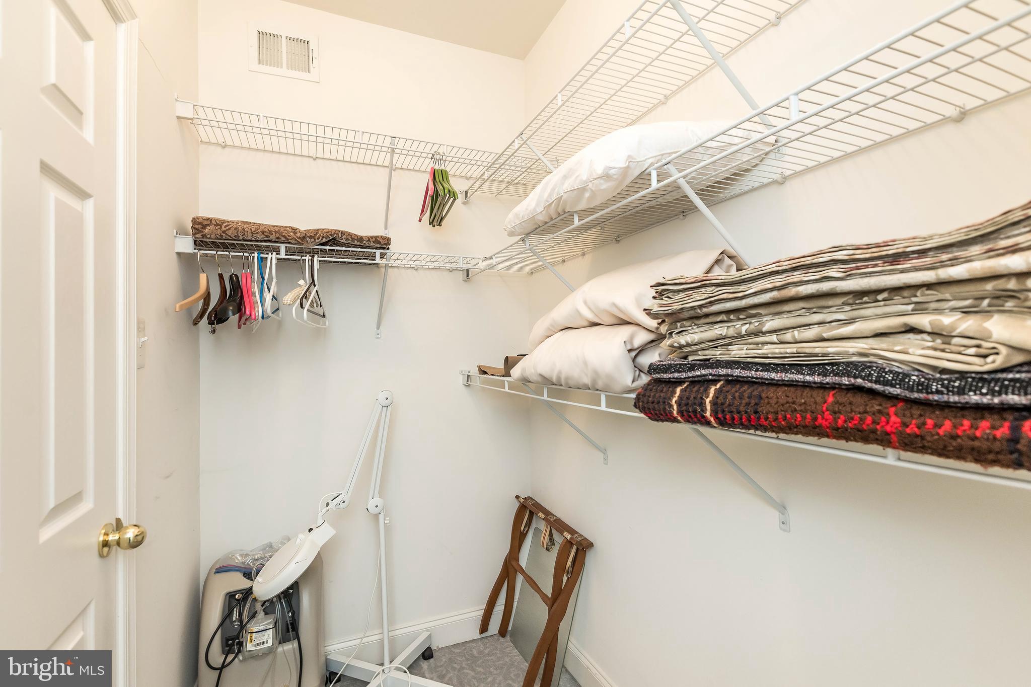 VILLAS AT SNOWDEN OVERLOOK - Residential