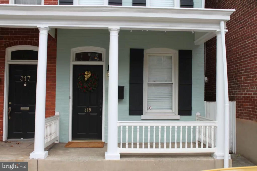 Photo of 319 E Chestnut Street, LANCASTER, PA 17602 (MLS # PALA2097380)