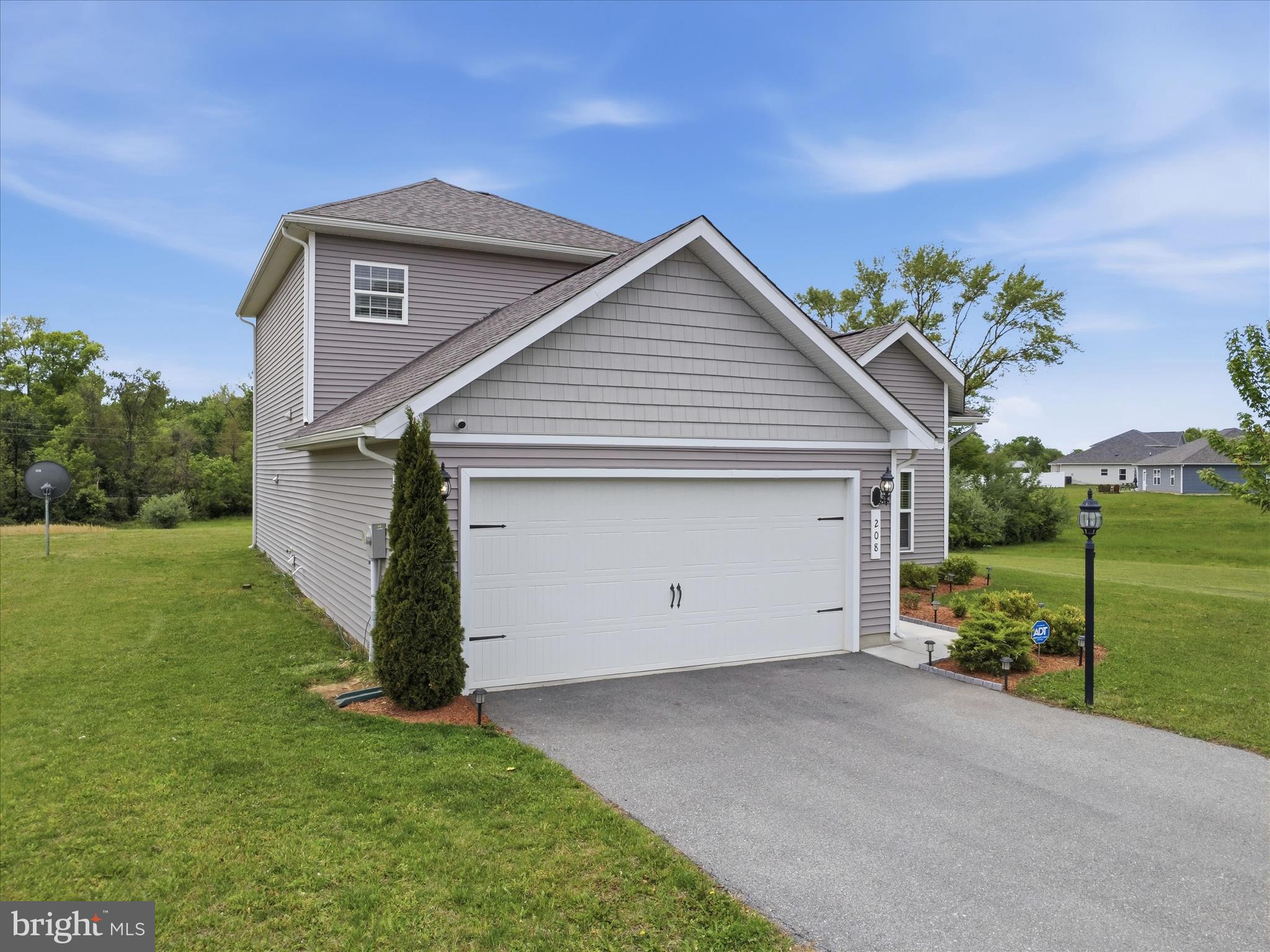 BROOKFIELD ON THE POTOMAC - Residential