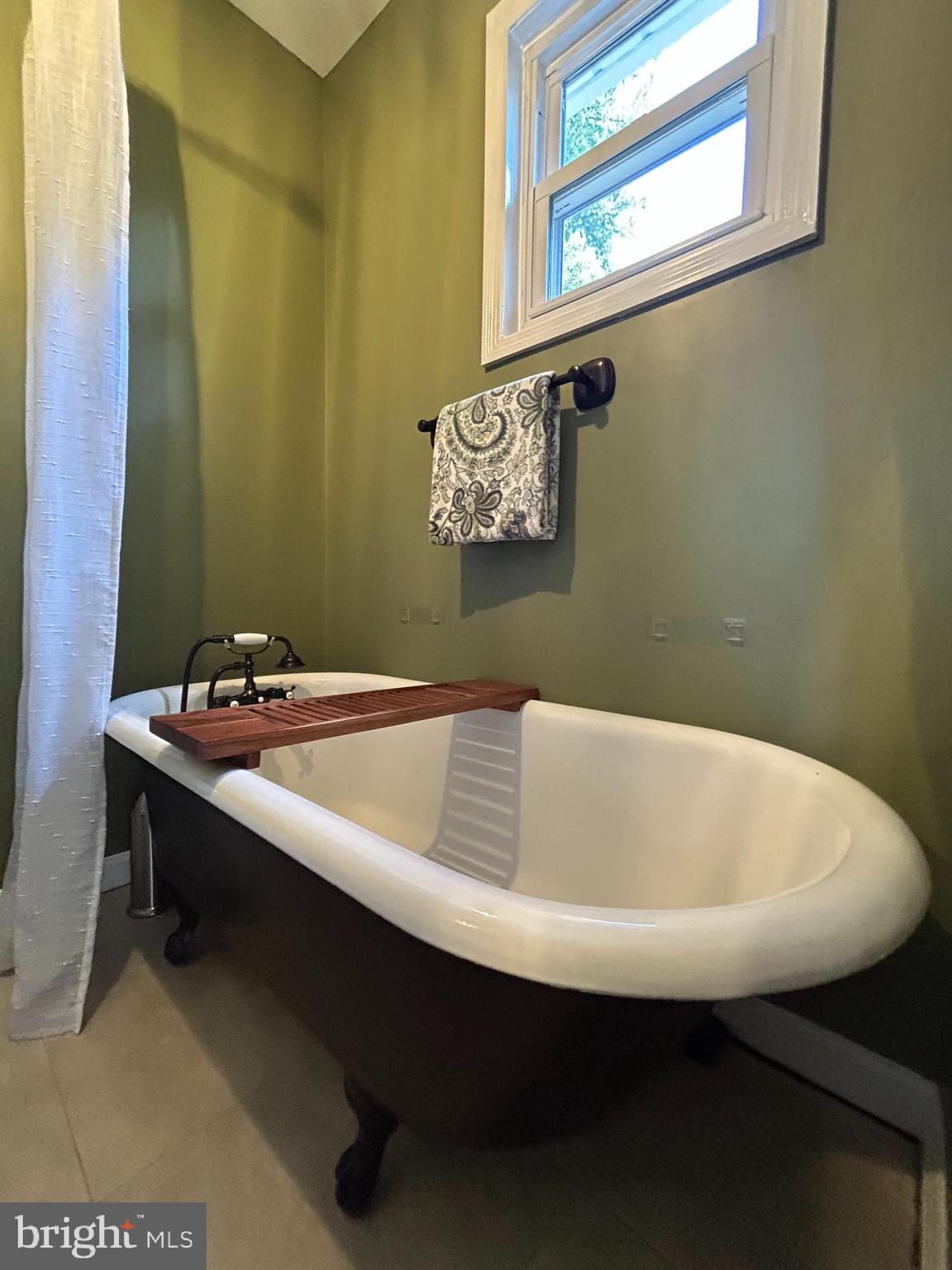 HAMILTON HEIGHTS - Residential