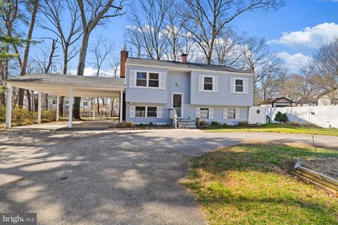 Homes For Sale - 613 A Street<br/> PASADENA, MD 21122