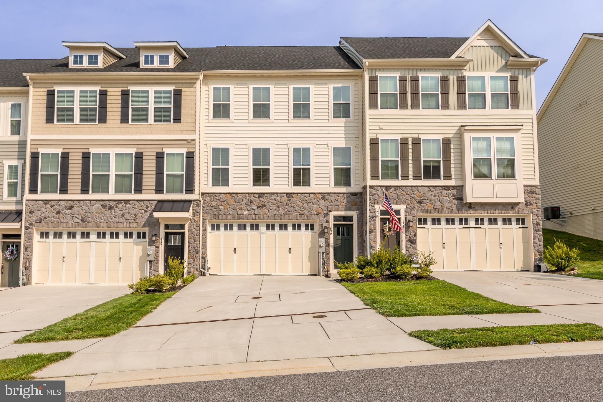 MAGNESS MILL - Residential