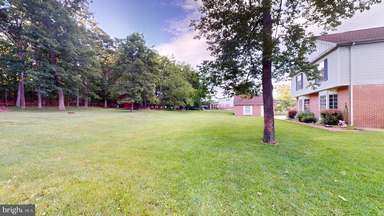 MEADOWLARK ACRES - Residential