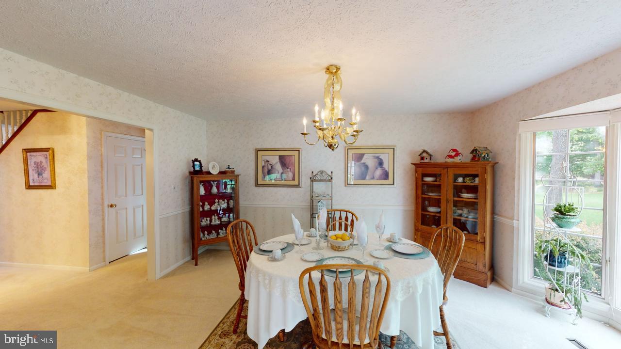 MEADOWLARK ACRES - Residential